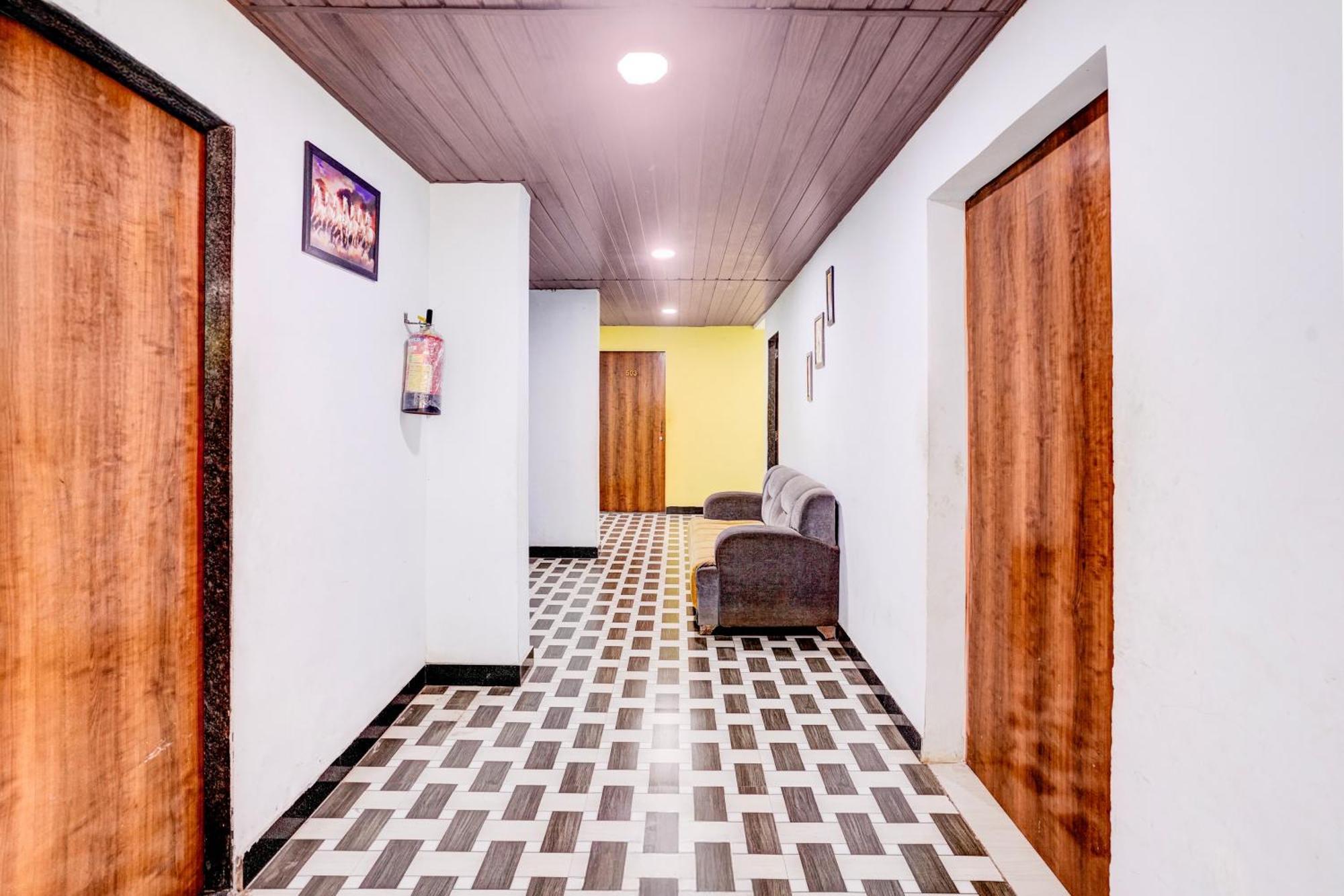 Hotel O Alibag Near Revadanda Beach Екстер'єр фото