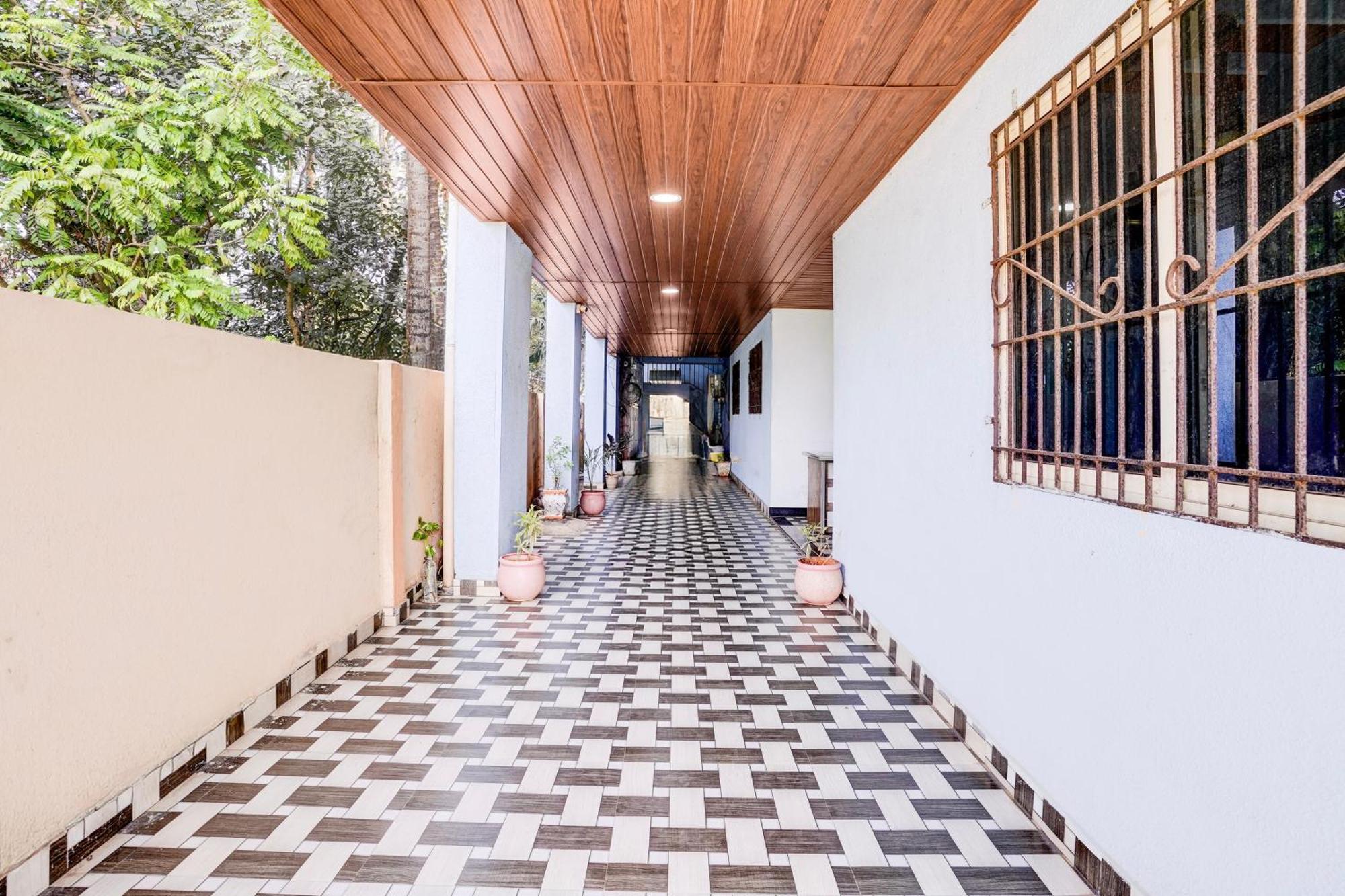 Hotel O Alibag Near Revadanda Beach Екстер'єр фото